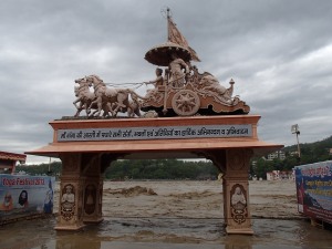 The river today. No more statue 