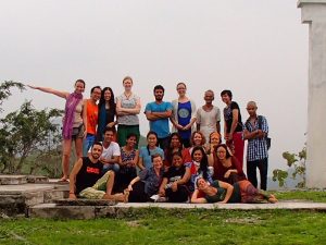 Aspiring yogis and our teachers who visited the mountain top temple today 